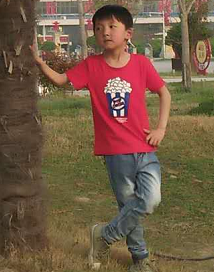 學員：李嶸